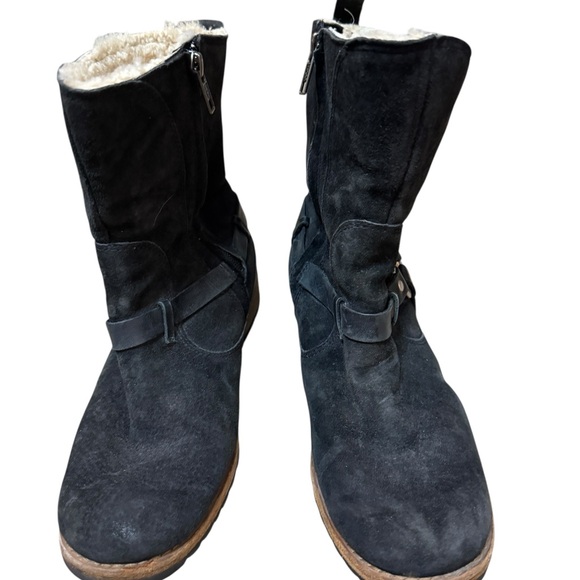 UGG Suede Endell Boots - Picture 2 of 7